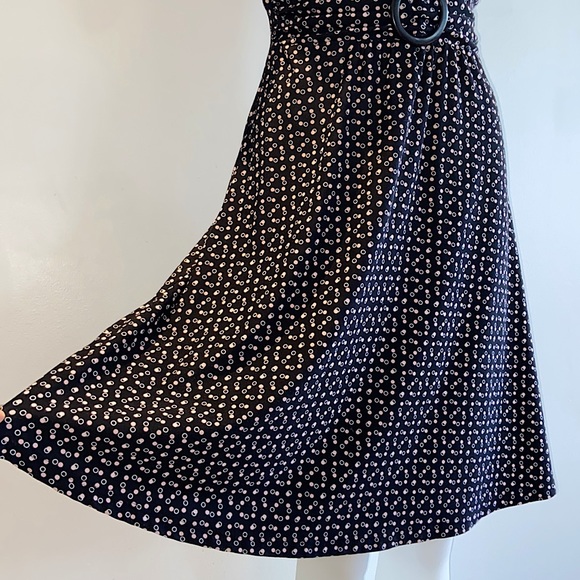 Classy Black & Pale Pink Dotted Puff Sleeve Belted Mid-length Dress - Picture 7 of 9